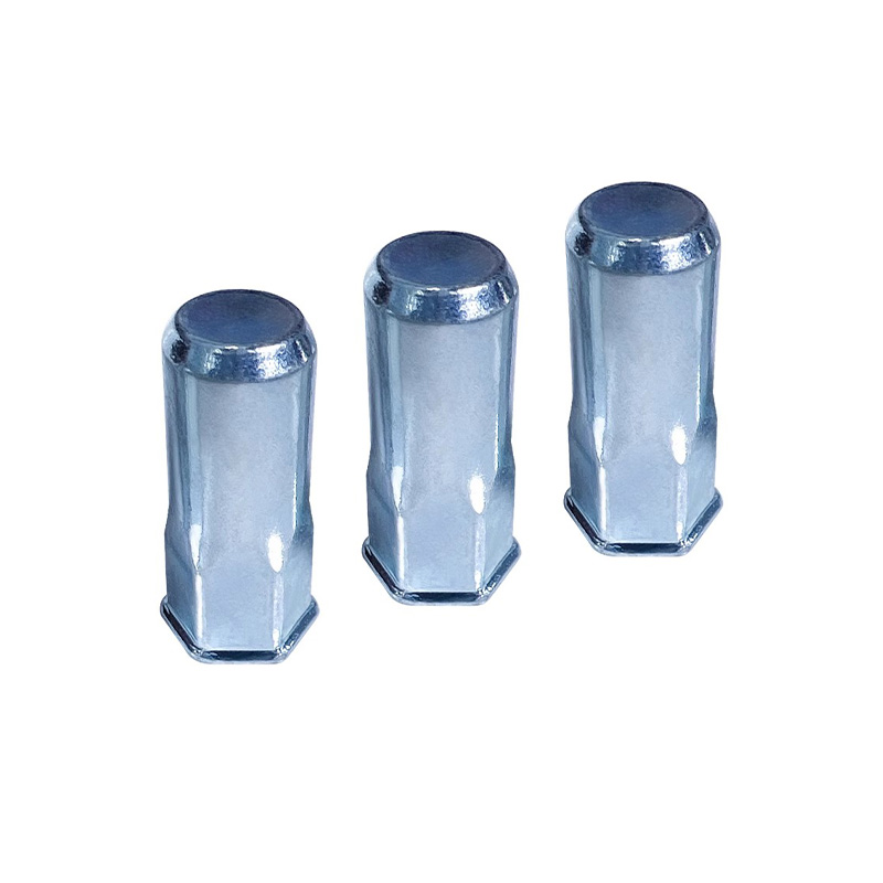 Глухая заклепочная гайка с полушестигранником