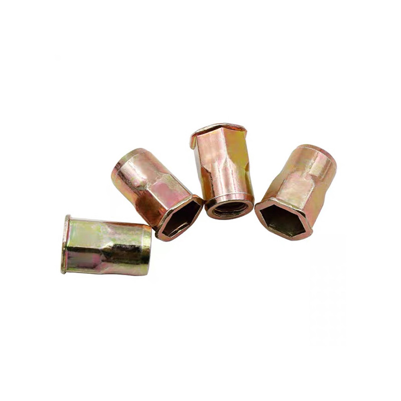 Заклепочная гайка с мелкой головкой и полушестигранником