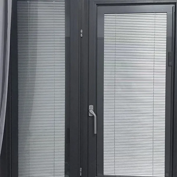 Стеклопакеты со встроенными жалюзи