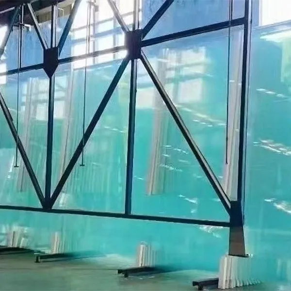 Сверхпрозрачное флоат-стекло-сырец