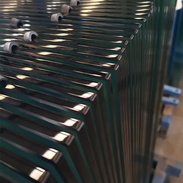 Плоское закаленное стекло