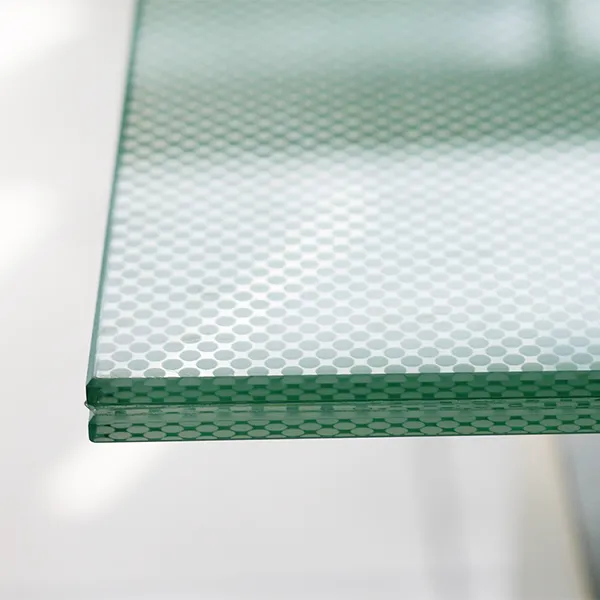 Закаленное многослойное стекло