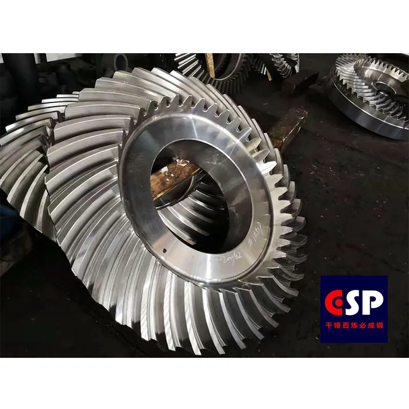 Крупное зубчатое колесо