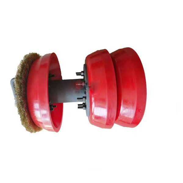 Полиуретановый пиг с металлической щёткой для трубопровода