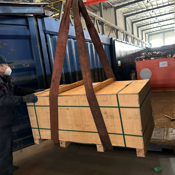 Вулканизационная машина доставлена ​​в Южную Африку, установлена ​​и введена в эксплуатацию.