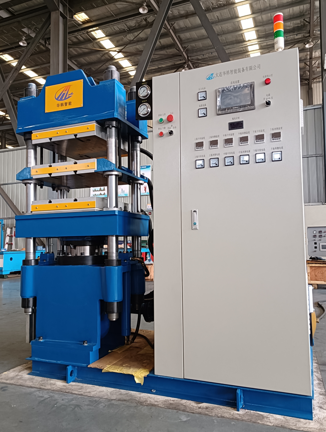 Четырехколонная машина для вулканизации резины