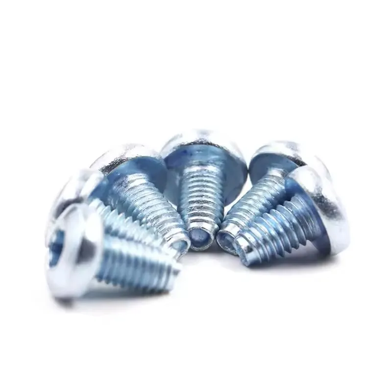 Самоконтрящийся с треугольными зубьями с внутренней шестигранной головкой диска