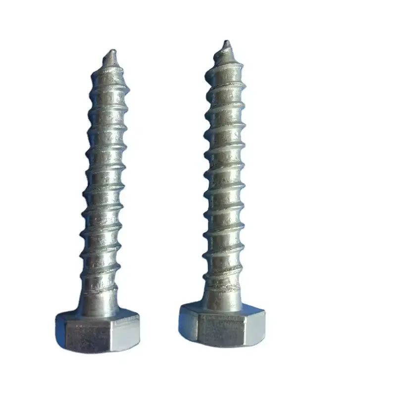 Винт шестигранный