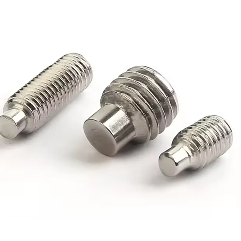 Внутренний шестиугольный крепежный винт с наконечником