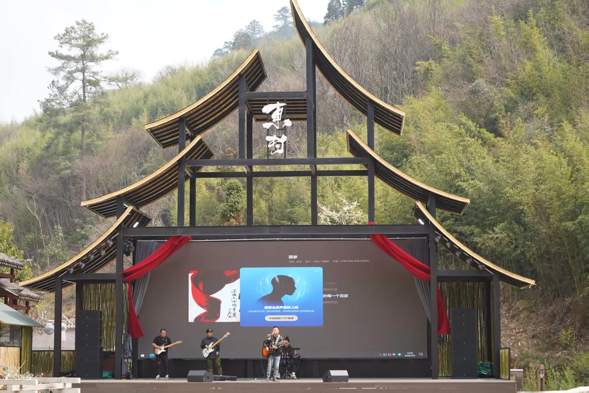 eef39d91f985ae7ed9cdc07329d2d4ef