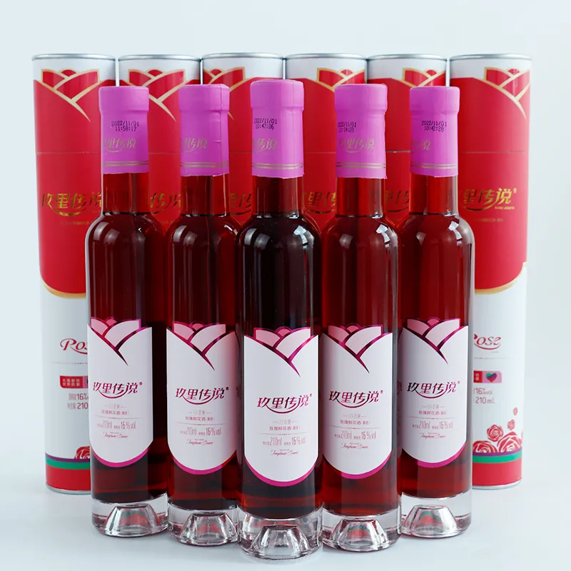 Ликер из свежих розовых цветов