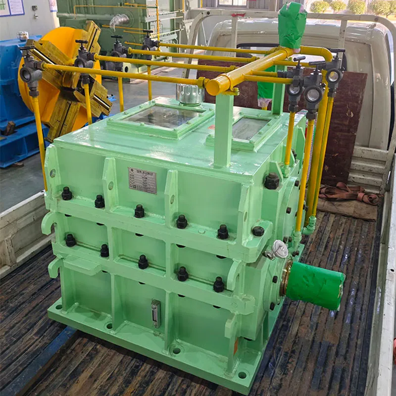 Редукторы XF350 компании Anhui Haiyi Heavy Industry отгружены в Ухань, провинция Хубэй