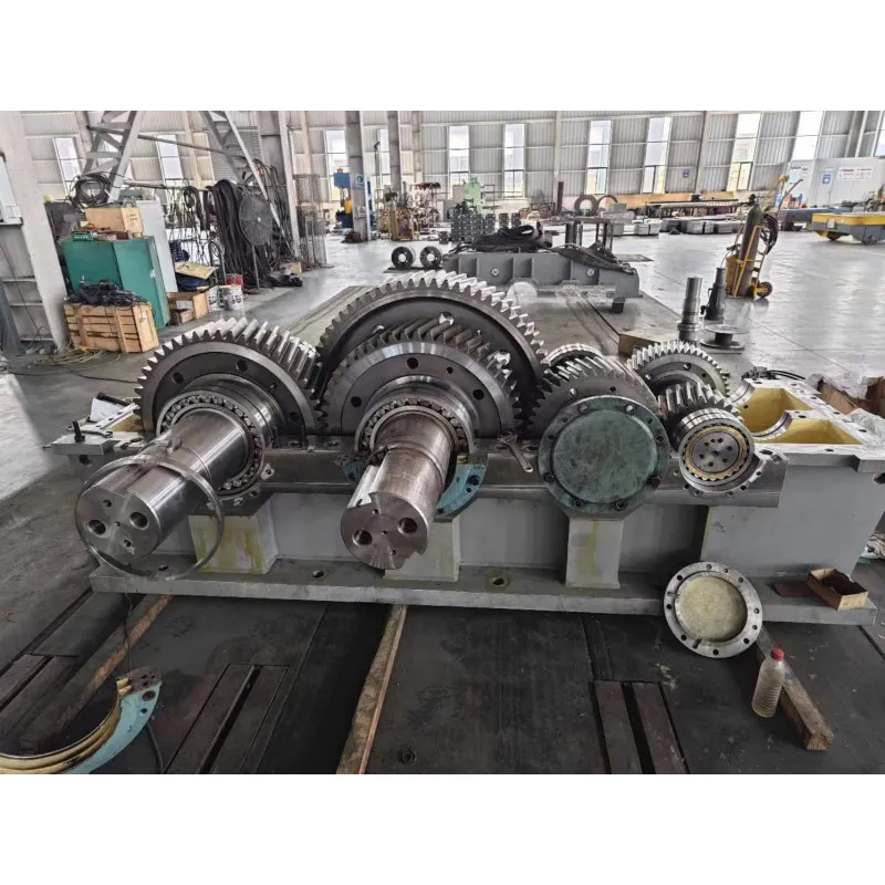 Зубчатые передачи & быстроходный вал-шестерня & тихоходное зубчатое колесо выходного вала