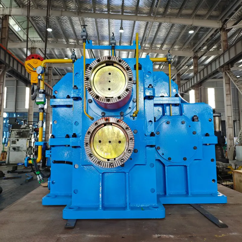 Холодный нереверсивный четырехвалковый стан для прокатки алюминиевой ленты шириной 1550 мм Хэнань Юнтун (1 разматыватель, 1 моталка, 1 главный редуктор)