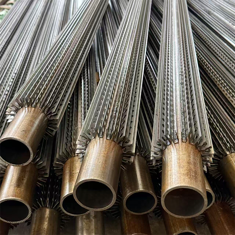 Оребренная труба с продольными ребрами U-образного типа, высокая эффективность теплообмена за счет турбулизации потока, специализированная труба на заказ для утилизации тепла котлов