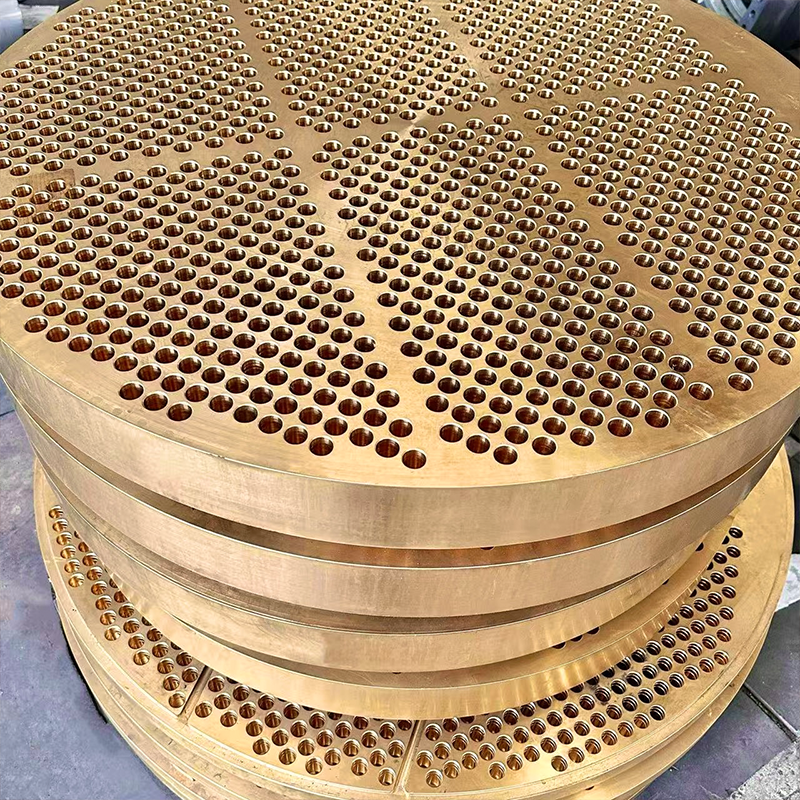 Трубная решетка из латуни ASME SB171 C46400, прецизионная обработка с множеством отверстий, коррозионностойкая трубная решетка из медного сплава для теплообменников