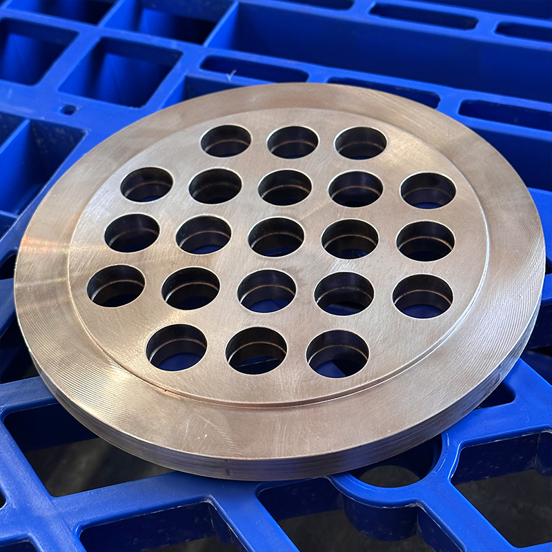 Трубная решетка из медно-никелевого сплава C70600, устойчивая к коррозии в морской воде, изготовление на заказ для теплообменников