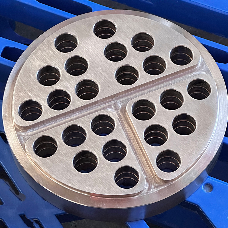 Трубная решетка из медно-никелевого сплава C70600, устойчивая к коррозии в морской воде, изготовление на заказ для теплообменников