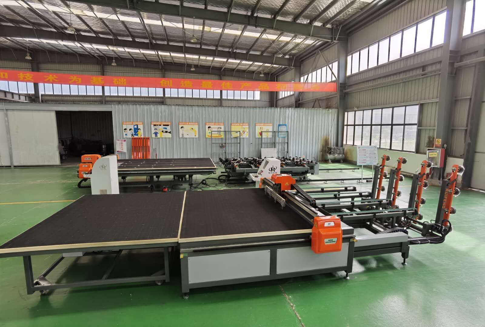 Расширение производственных мощностей Ruifeng Glass Machinery, сокращение сроков выполнения экспортных заказов