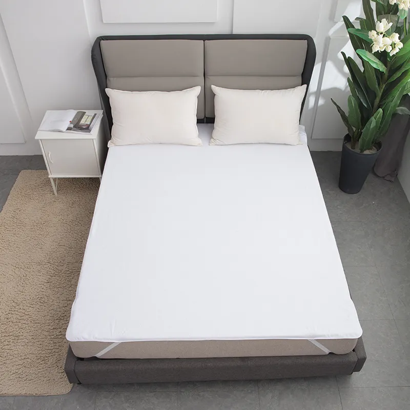 Хлопковый махровый защитный чехол для матраса с резинками по углам