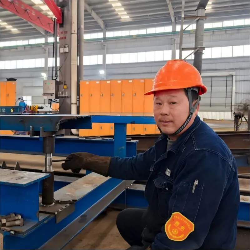 Мастерство созидает мечту, инновации расширяют возможности | Модернизация оснастки Лю Хунляном из первого конструкторского отдела демонстрирует ответственность