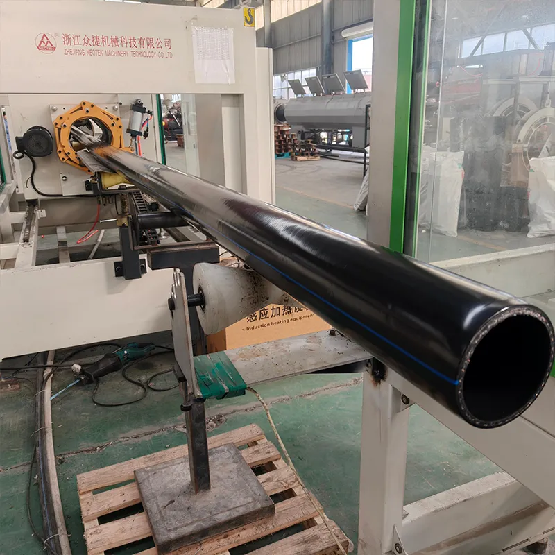 Полиэтиленовые трубы с армированием стальной сеткой