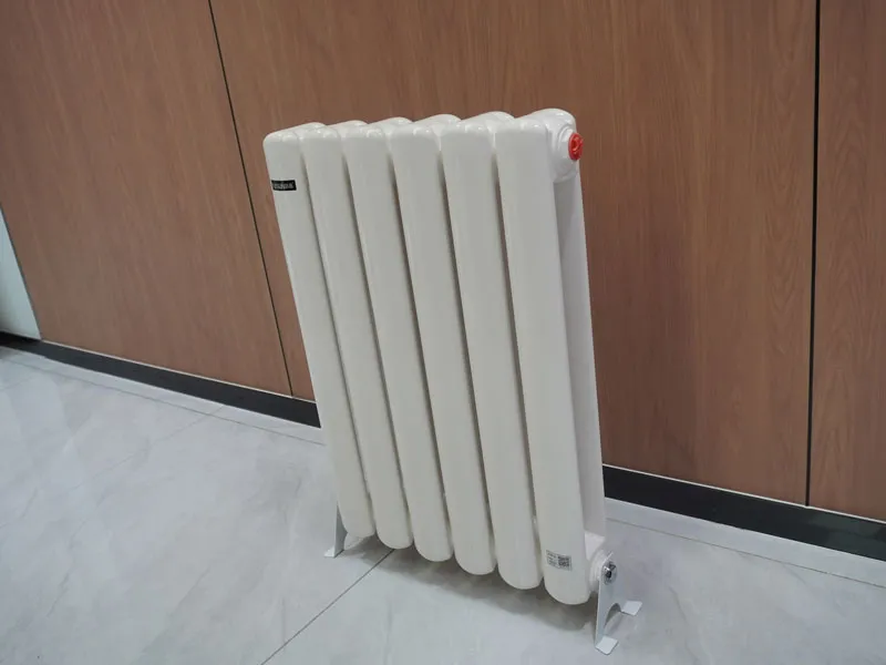 Стальной двухколончатый радиатор 7030 с квадратными заглушками