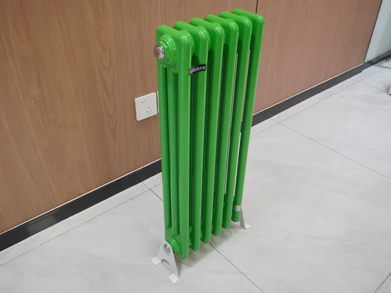 Стальной трехколонный радиатор изготовлен