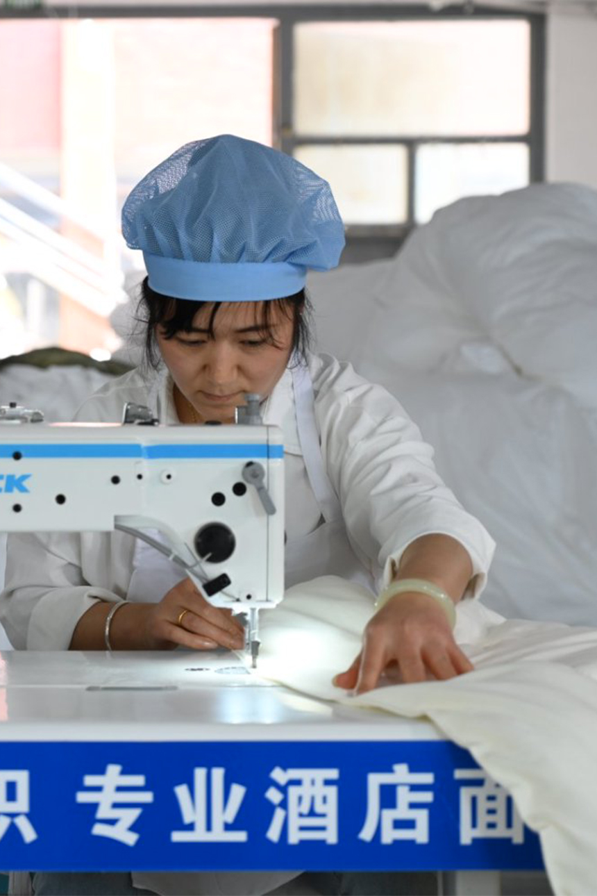 Простой гостиничный стиль,Полосатая коллекция для отелей,Износостойкая простыня - ООО «Баодин Лундун Текстиль»