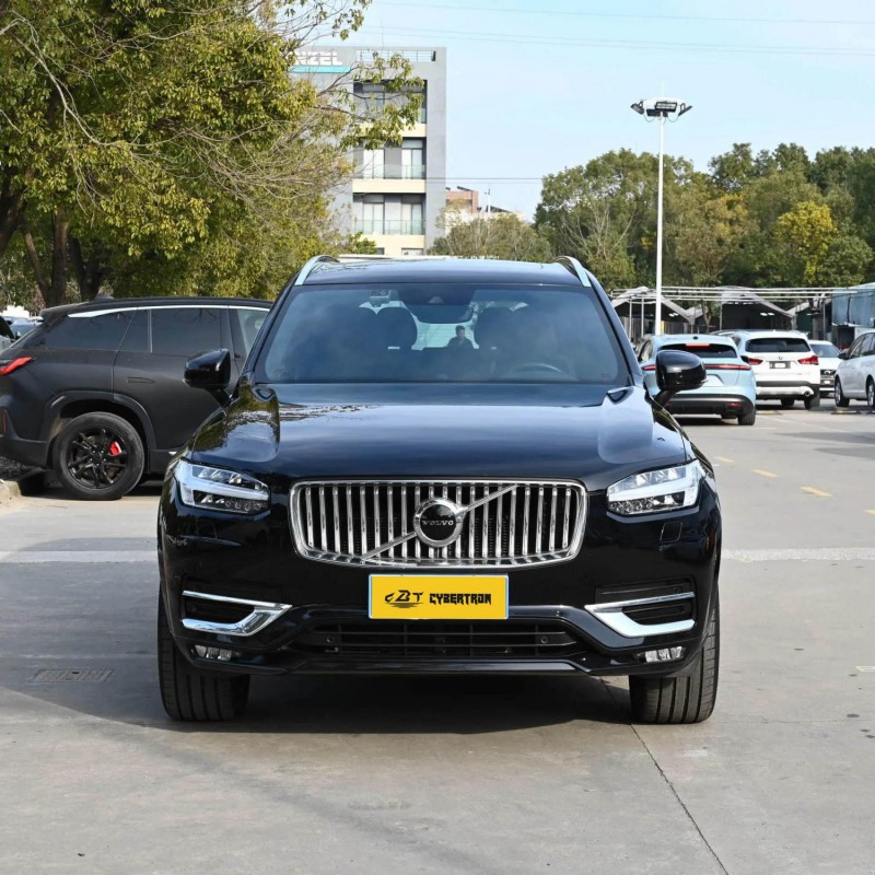 Volvo XC90 2021 B6 Inscription Luxury Edition представляет собой новое воплощение скандинавской флагманской роскоши и глобальной безопасности