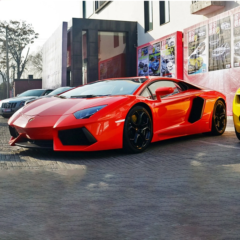 Поддержанный Lamborghini Aventador LP 700-4 2011