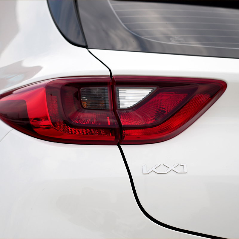 Поддержанный Kia Sonet 2021, 1.4L CVT Sunroof