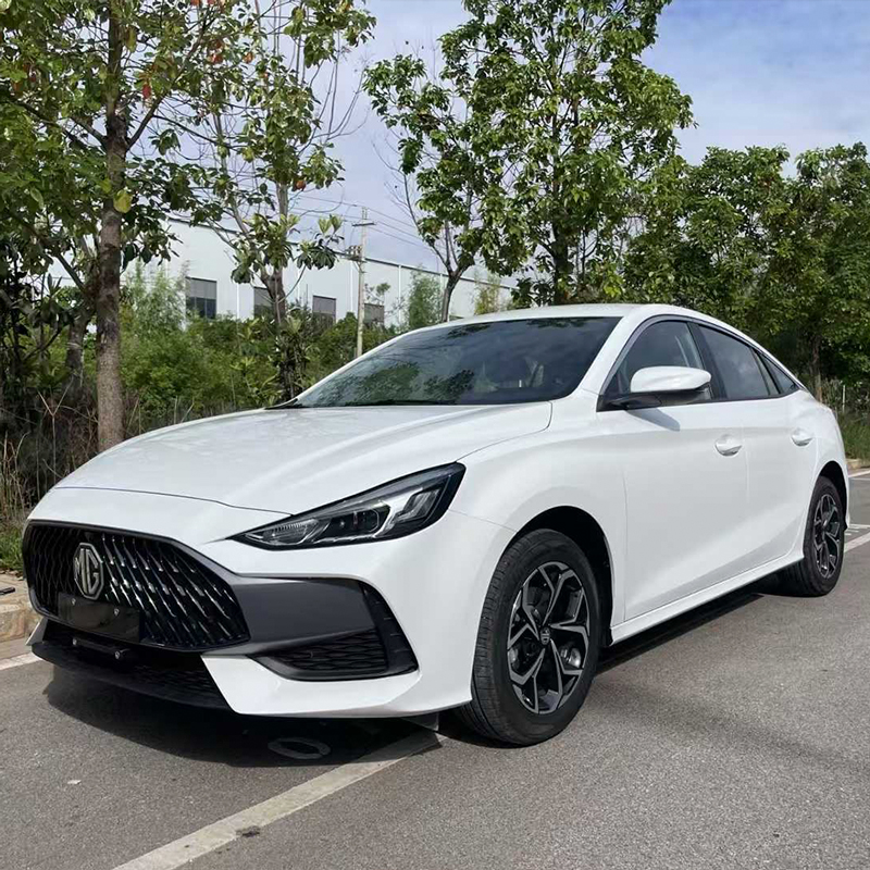 Поддержанный MG5 2023, 180DVVT Manual Trend