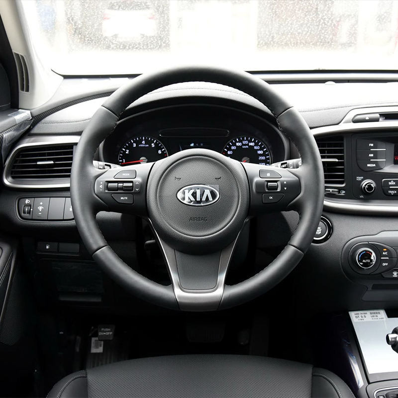 Поддержанный Kia Sorento L 2016, 2.4L 4WD Custom (Euro 5)