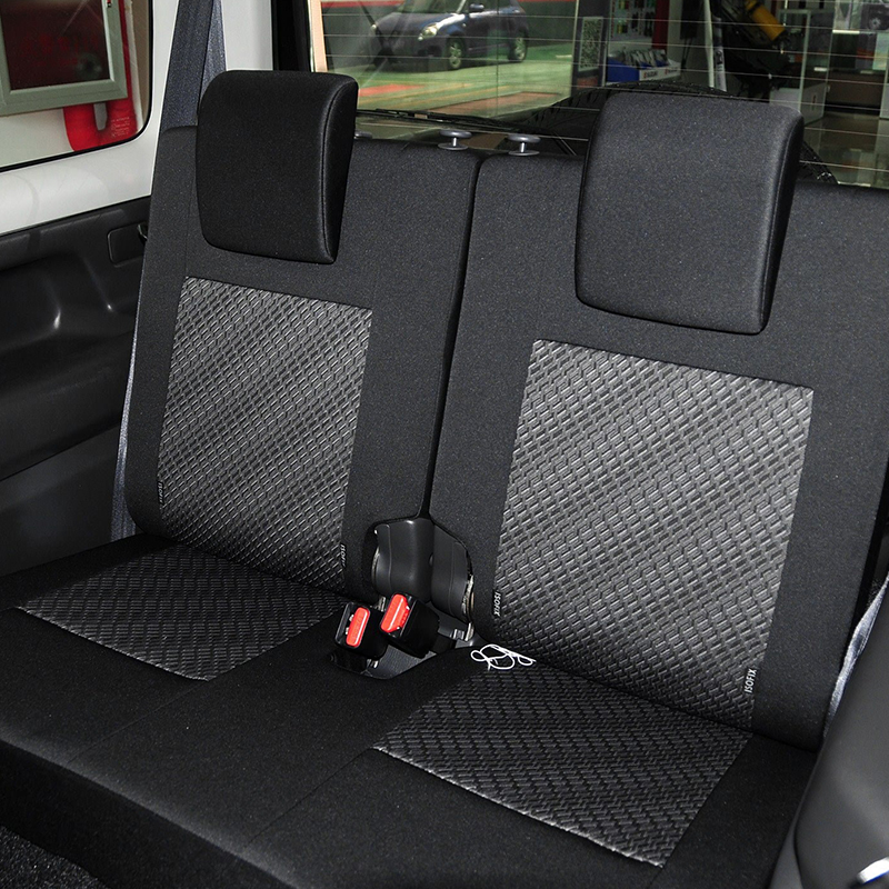 Поддержанный Suzuki Jimny 2015, 1.3 AT JLX