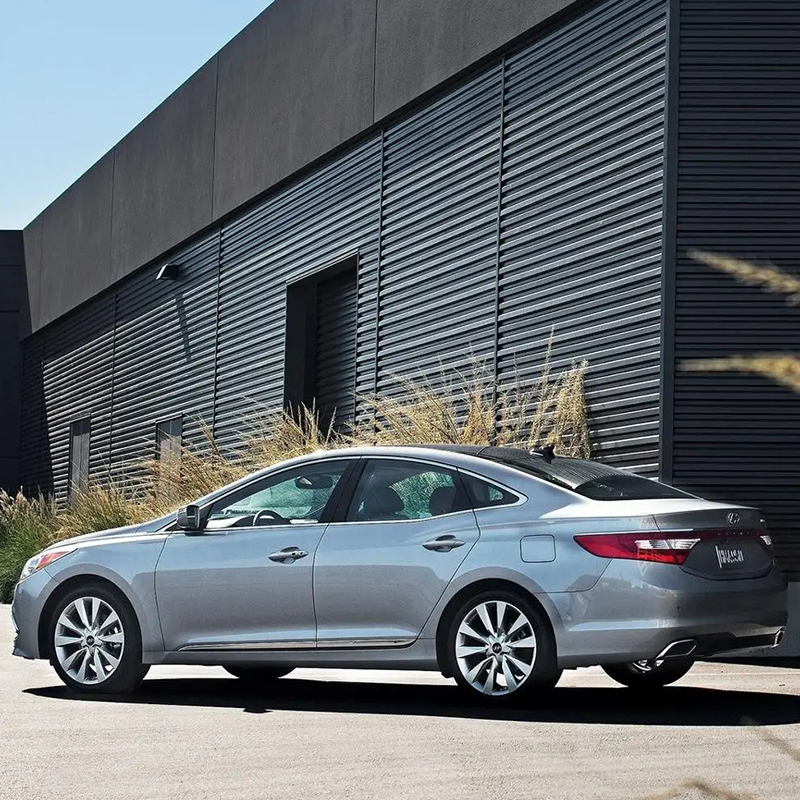 Поддержанный Hyundai Azera 2011, 2.4L Luxury