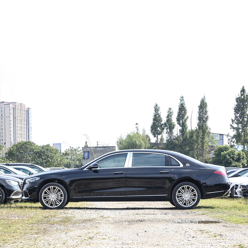 Поддержанный Mercedes-Maybach S580 2023, 4MATIC