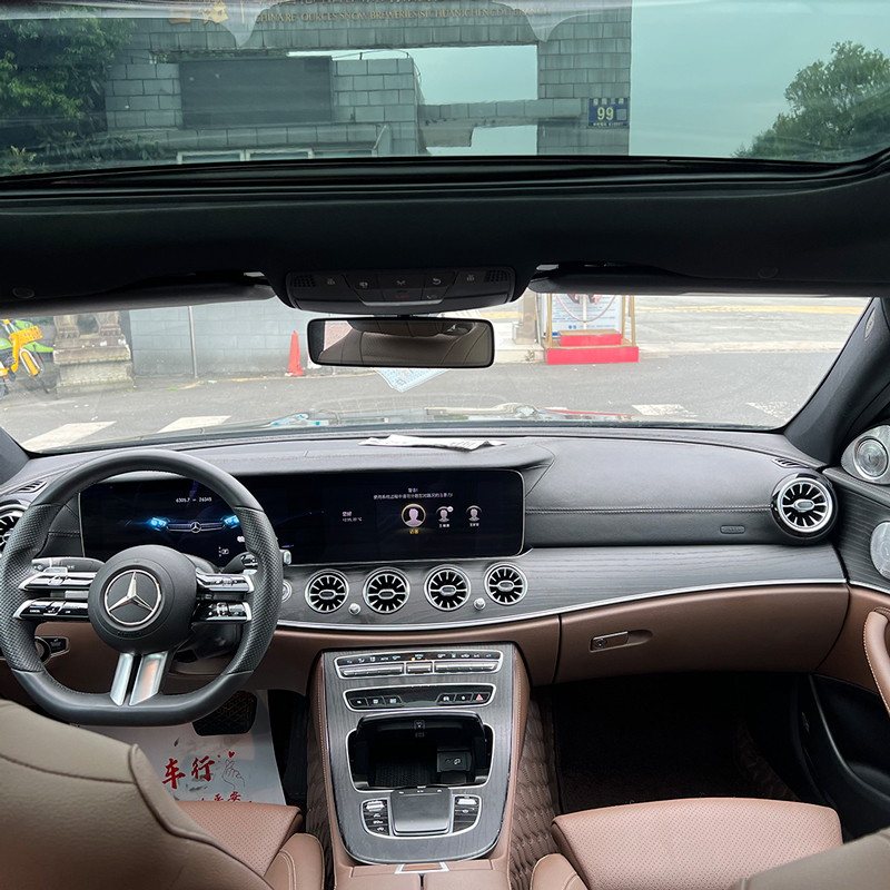 Поддержанный Mercedes-Benz E350eL 2022, подзаряжаемый гибрид (PHEV)