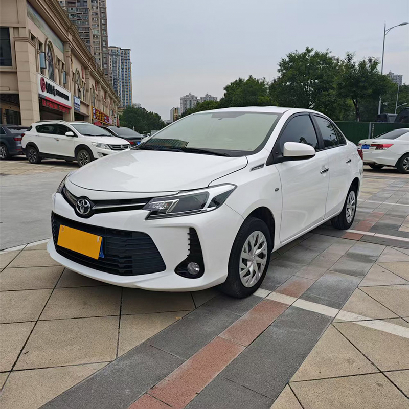 Поддержанный Toyota Vios 2022, 1.5L CVT 20th Anniversary