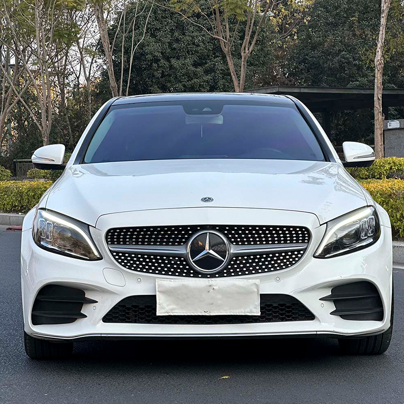 Поддержанный Mercedes-Benz C300 2019, C 300 L Sport