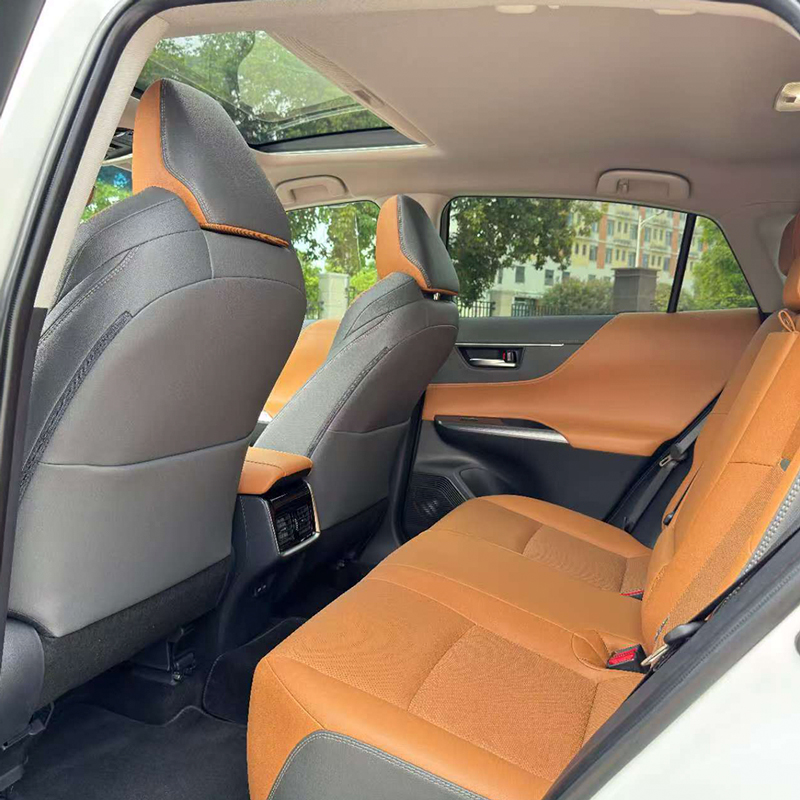 Поддержанный Toyota Venza 2024, 2.0L CVT 2WD Premium