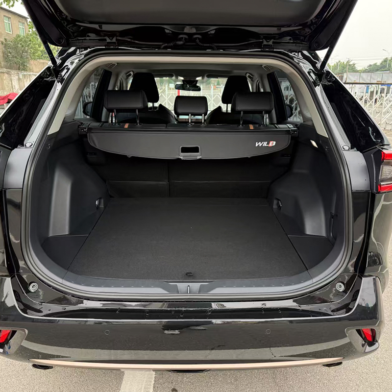 Поддержанный Toyota Wildlander 2024, 2.0L 2WD Urban