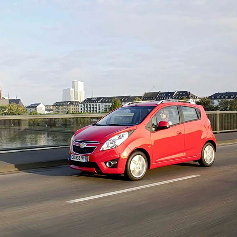 Поддержанный Chevrolet Spark 2011, 1.0 AT SX