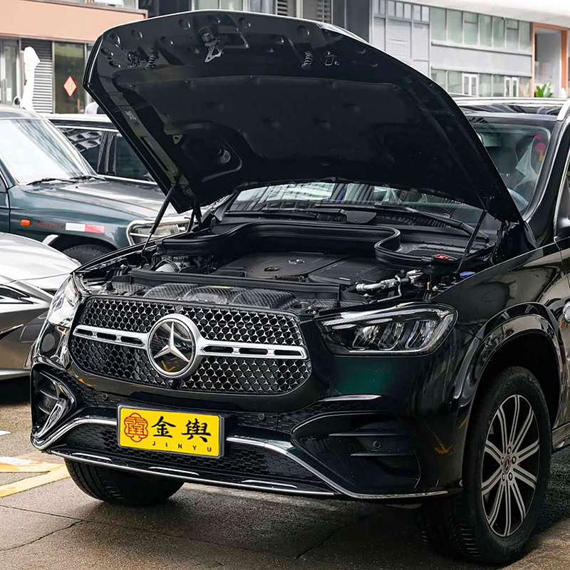 Поддержанный Mercedes-Benz GLE 2024, рестайлинг GLE 350 4MATIC Fashion