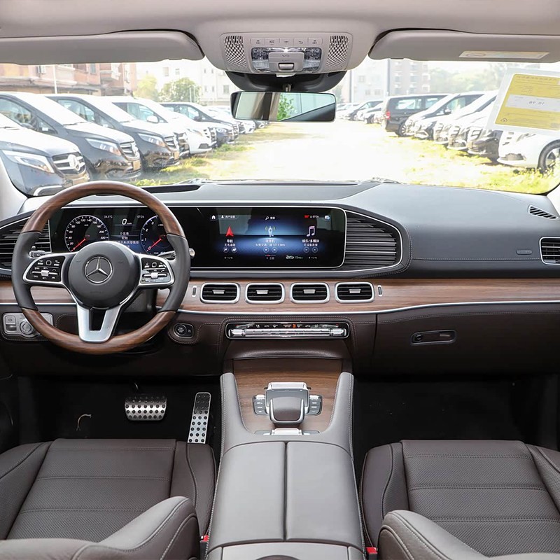 Поддержанный Mercedes-Benz GLS 2022, GLS 450 4MATIC Luxury