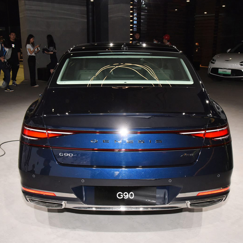 Поддержанный Genesis G90 2023, 3.5T 4WD Executive LWB