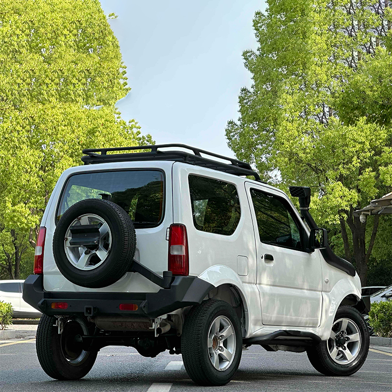 Поддержанный Suzuki Jimny 2015, 1.3 AT JLX