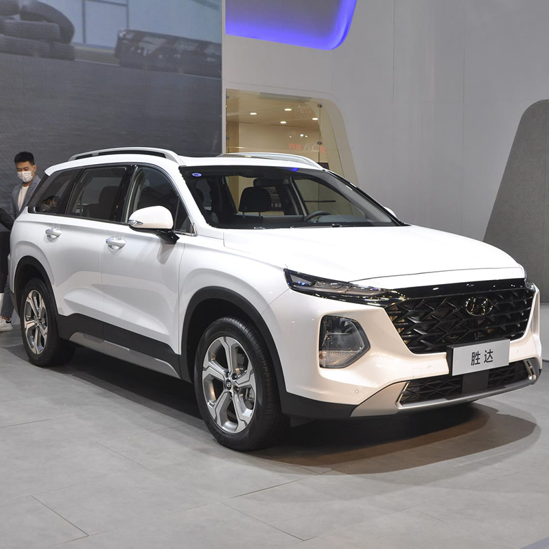 Поддержанный Hyundai Santa Fe 2023, 2.5T GLX 2WD