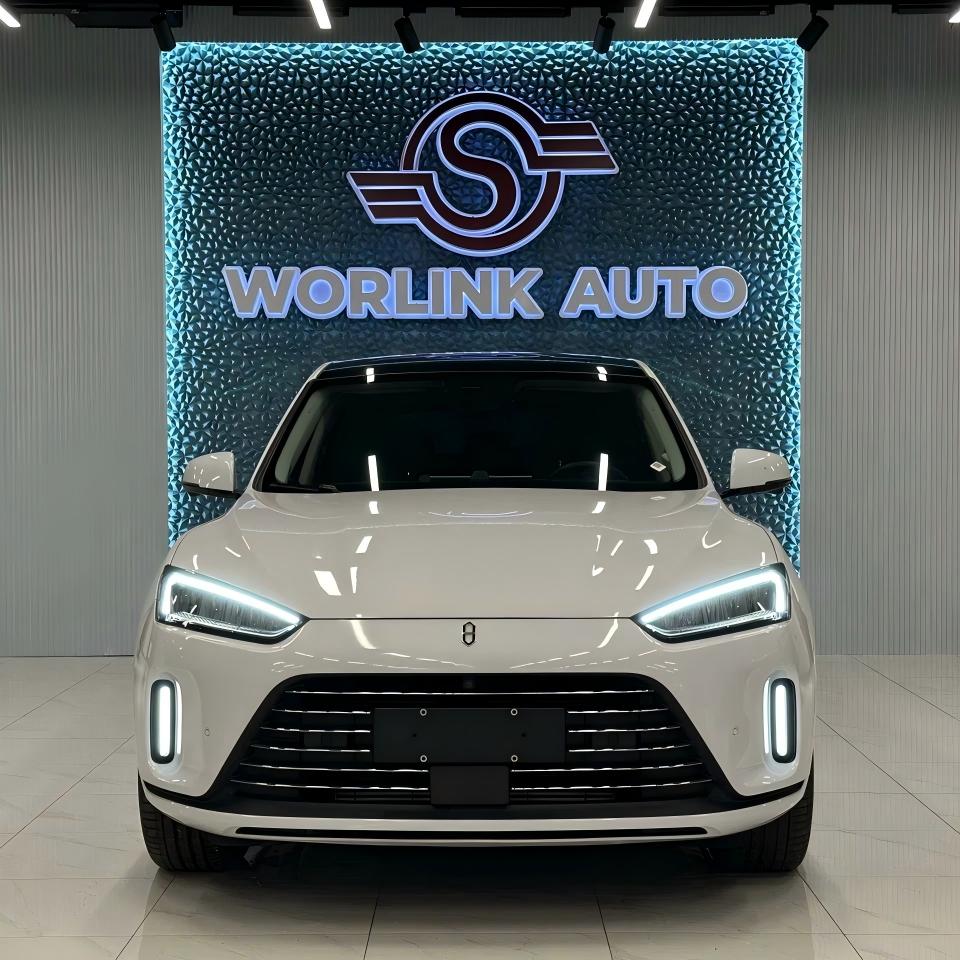 AITO M5 Extended Range 4WD Ultimate – общий запас хода 1265 км, разгон за 4,8 с, Huawei ADS 2.0, в наличии в России.