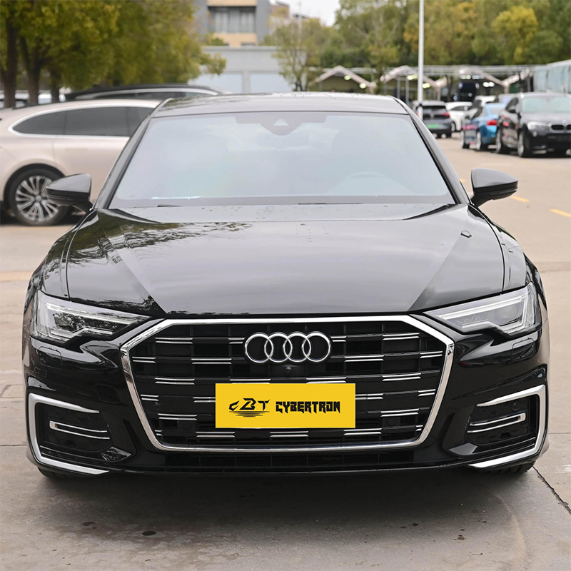 Audi A6L 2023 45 TFSI Dynamic Selection: Роскошный представительский седан среднего и большого размера, практически новый, флагманский немецкий седан